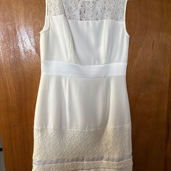 Cream Sleeveless Lace-Detail Sheath Dress - Picture 1 of 3